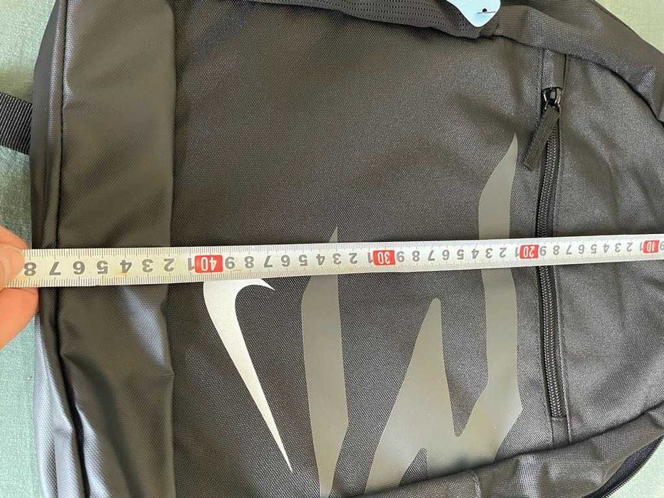 Спортна раница на Nike