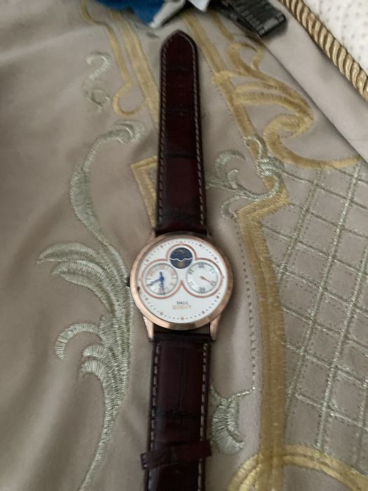 Не роботет страые часы