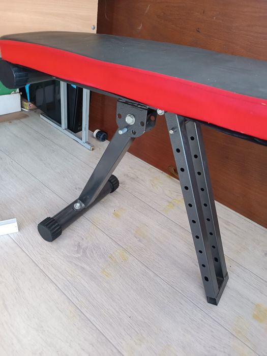 Качалка лежак для гантелей