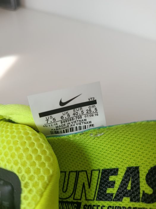 Adidași de alergare verde neon Nike lunarglide 8