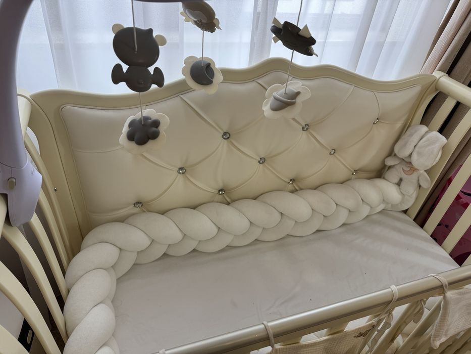 Set  luxury comoda si Patut Anne Bebe Ivory