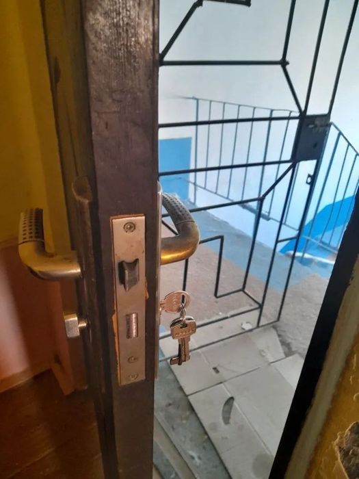 Дружба шахринда икки хонали квартира сотилади 4 этаж 3/11 этаж 12500$