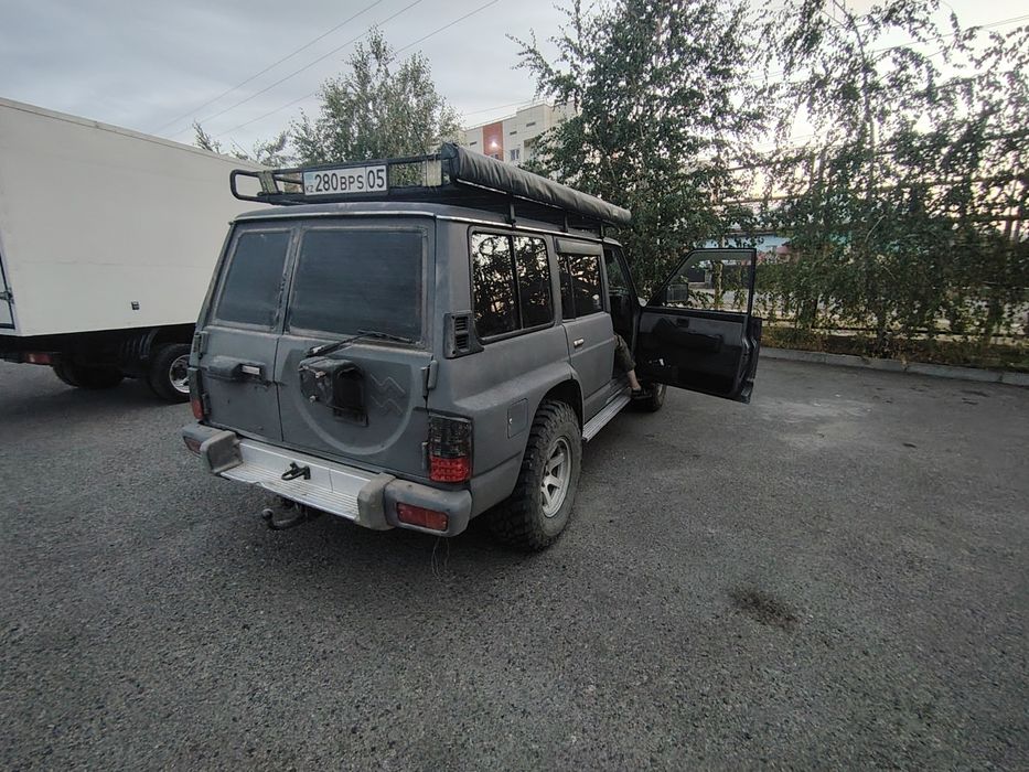 Nissan Patrol 1995 года