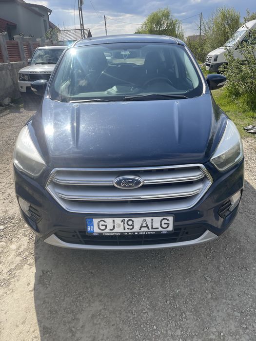 Ford kuga anul 2017