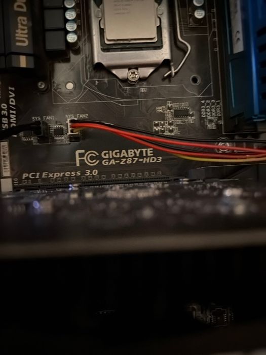 Calculator Gaming i7-4770k Gtx 1650 16gb RAM  *Defect*