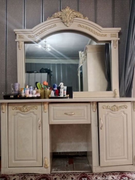 Spalniy Mebellar sotiladi