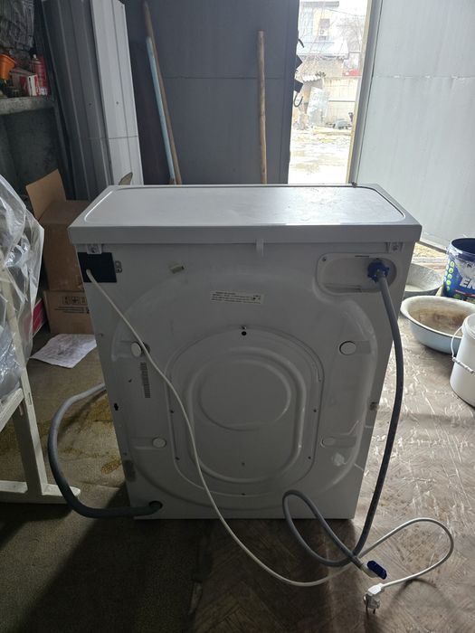 Стиральная машина рабочая