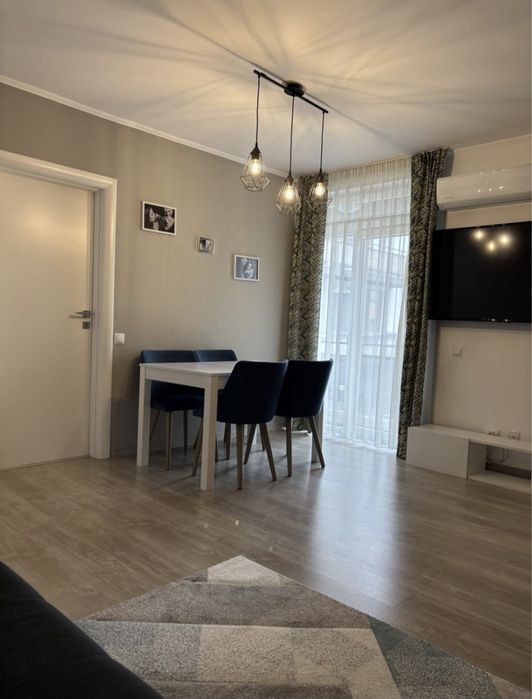 Caut colegă de apartament