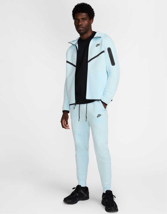 Мъжки екип NIKE M NK TCH FLC