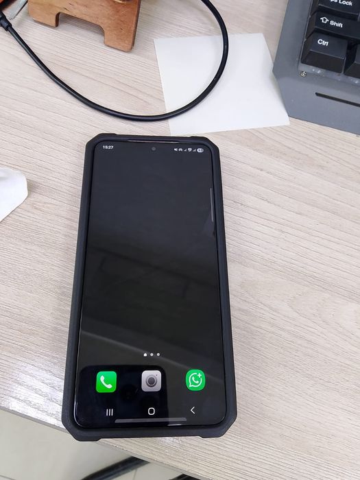 Срочно продам Samsung S21 5G