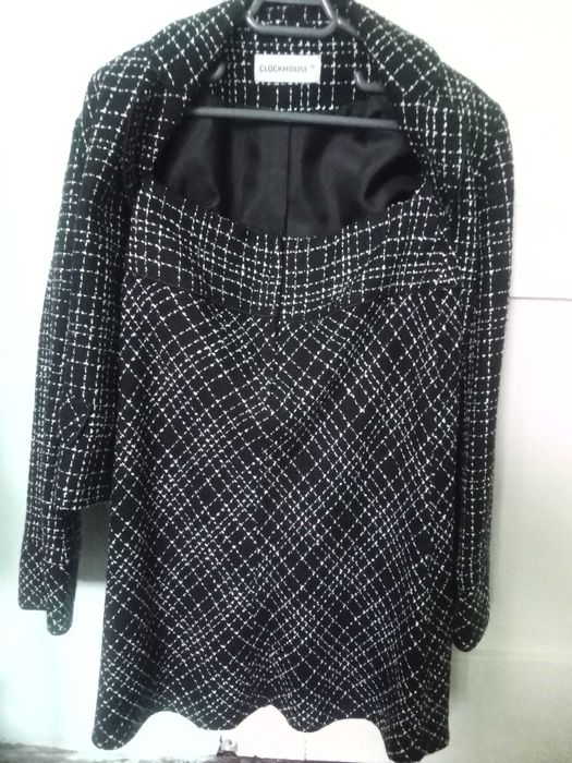 Paltoane si costume dama