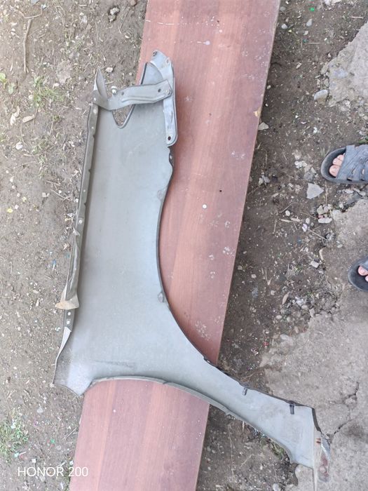 Крыло Тайота камри 30