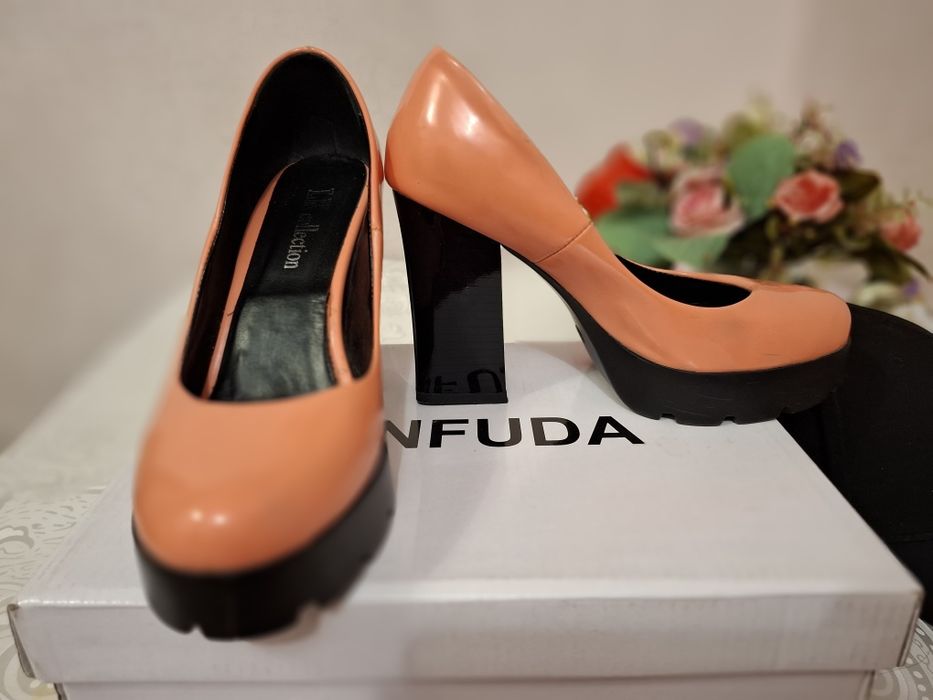 Ayollar tuflisi Sifatli