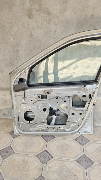 Продам дверь  лада ларгус