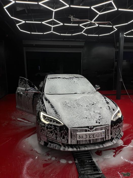 Продаётся или возможен обмен Tesla S