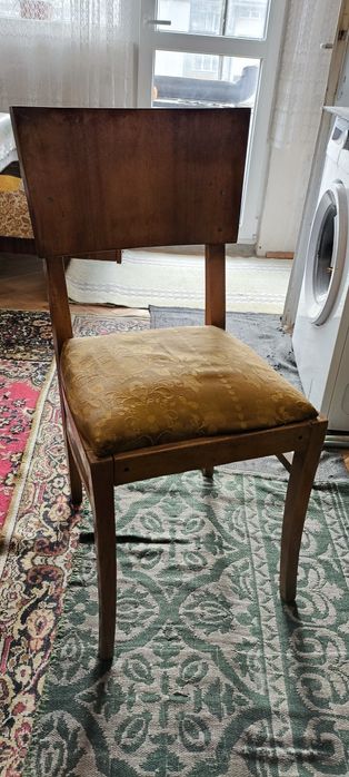 Ретро столове (за претапицирани и реставрация)