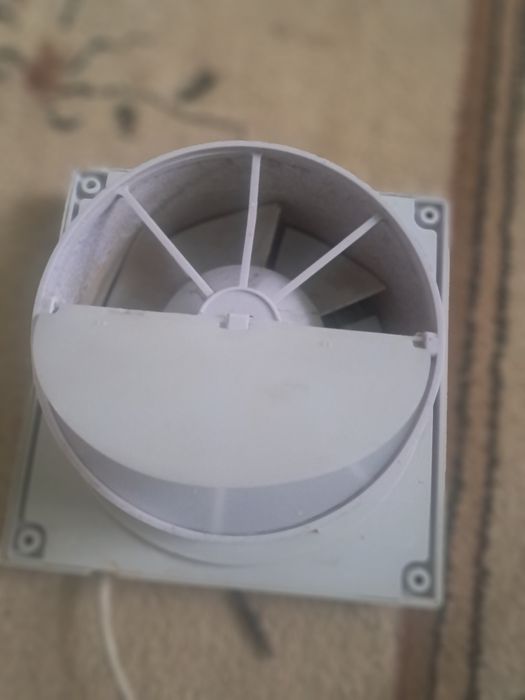 Вытяшка продаётся