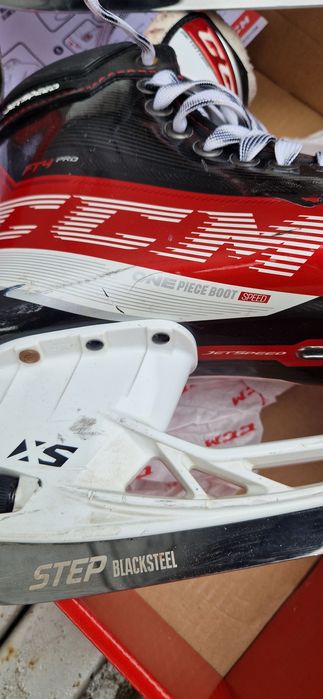 Кънки за лед CCM JETSPEED FT4 Pro, Blacksteel, No. 45