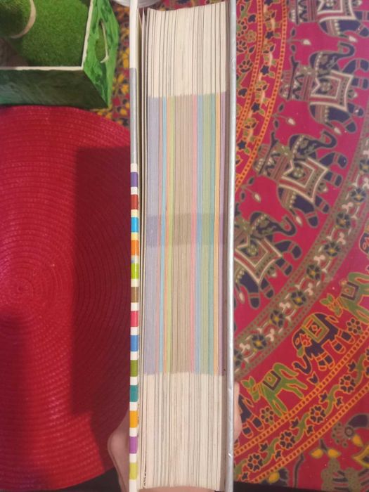 Илюстрован тематичен речник  - БЪЛГАРО-АНГЛИЙСКИ