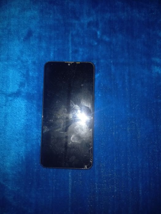 Samsung a10 xolati yahshi