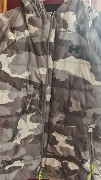 Under armour курька L