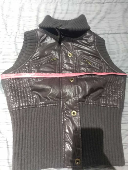 Дамско елече. MANGO