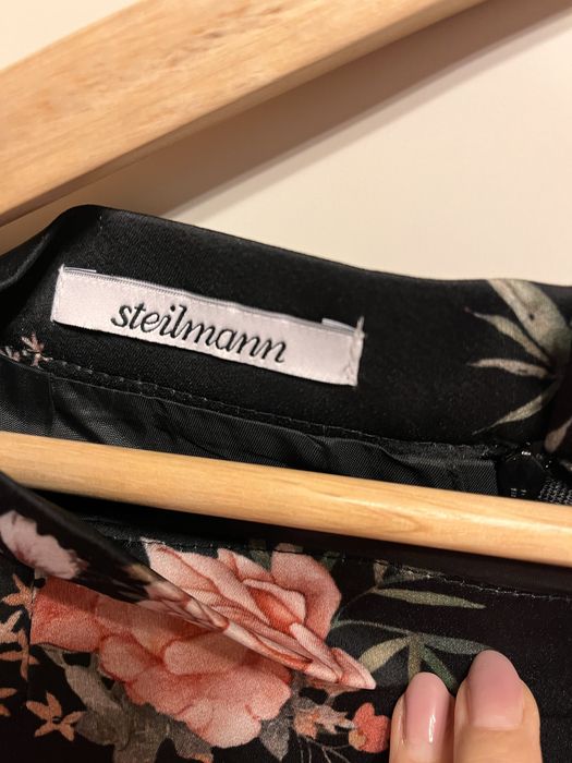 Costum nou Steilmann