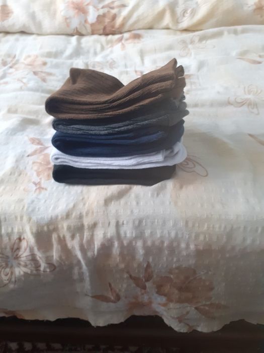 Vând șosete pentru  bărbați 5perechi culori  diferite  10lei 5 perechi