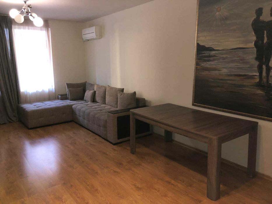 Дава се под наем Тристаен апартамент в Бургас, Зорница - 100 кв.м за 178.5 € - Снимка #20