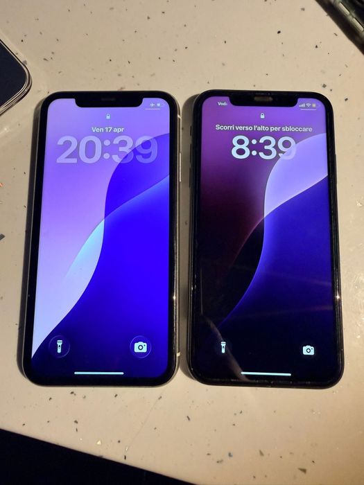 Iphone 11 white ,128gb , Iphone Xr black , 128gb