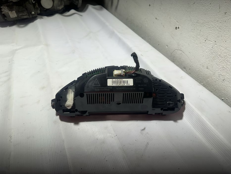 Щиток приборов Mercedes w211