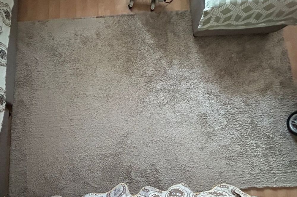 Продается ковер срочно