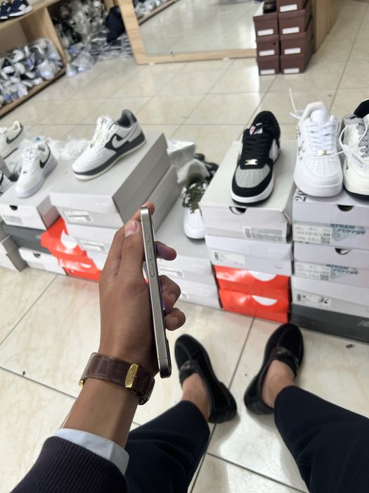 Iphone 15 pro original