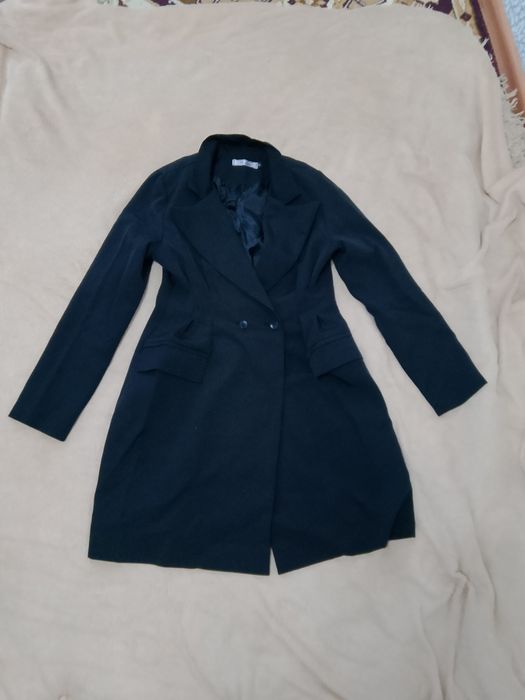 Продам 4 женских платья