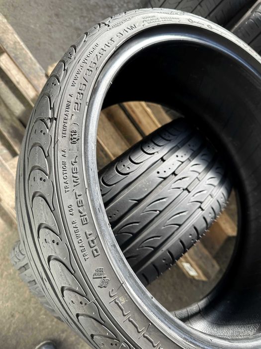 SET 2 Anvelope Vara 235/35 R19 91W SYRON Race 1