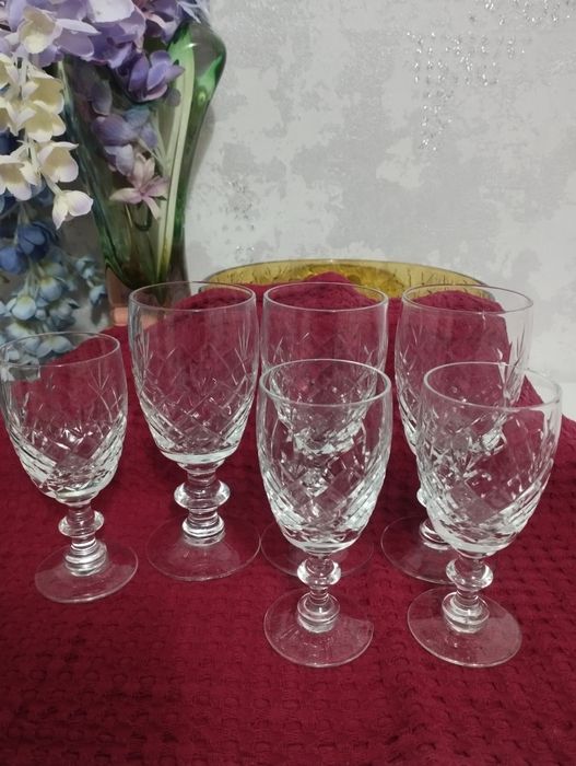 Продам новые  фужеры