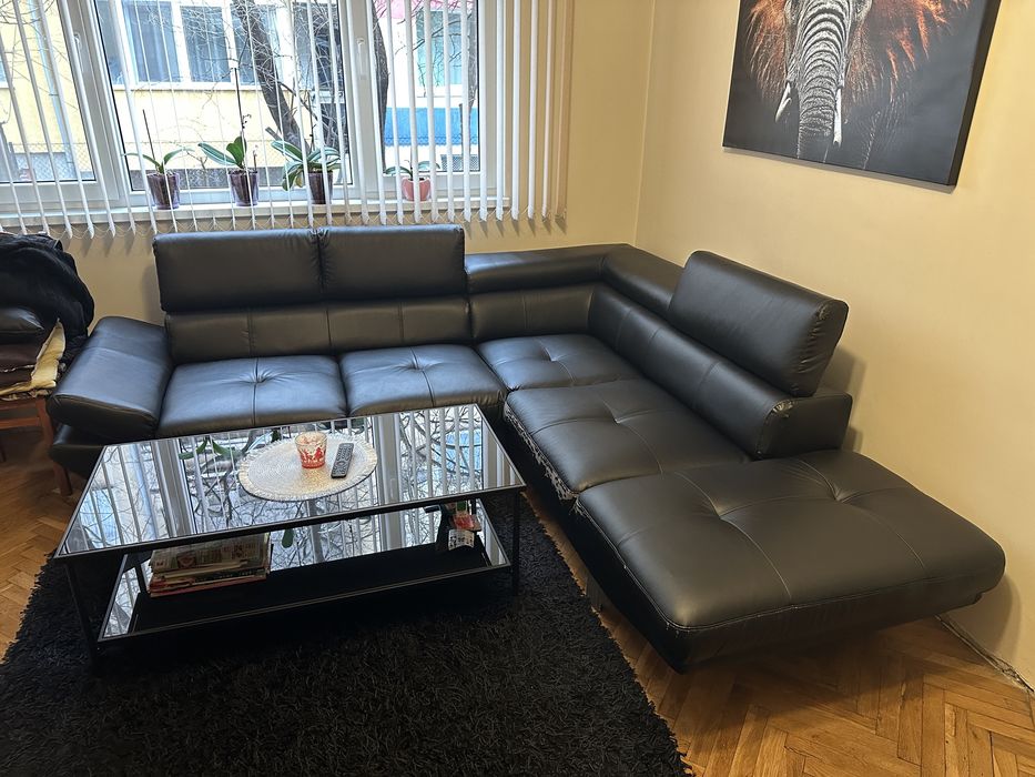 Разтегателен ъглов диван