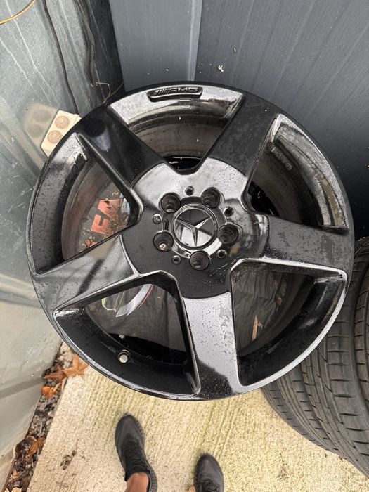 Продавам AMG 19” джанти за ML166/GLA