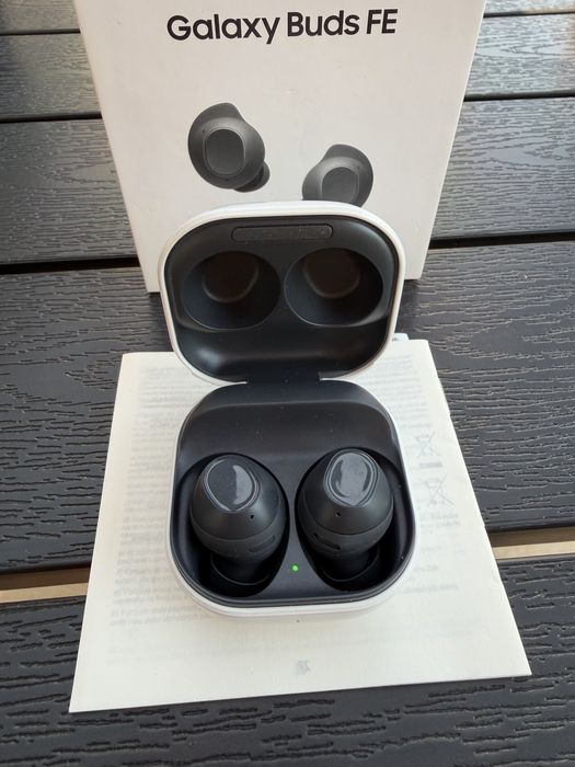 Безжични слушалки Samsung Galaxy Buds Fe