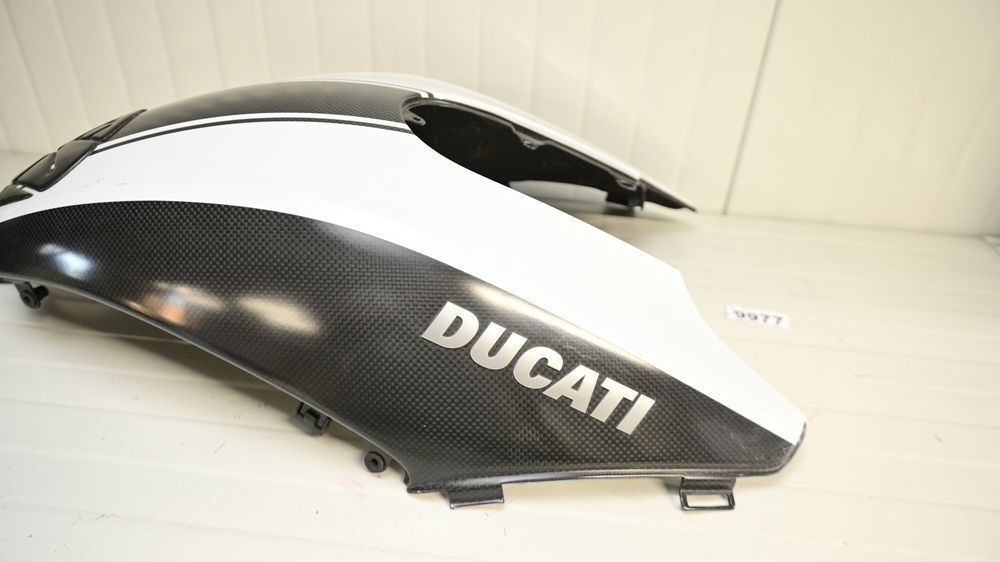 Ducati Diavel 1200 2014 Carena Rezervor Benzina Carbon