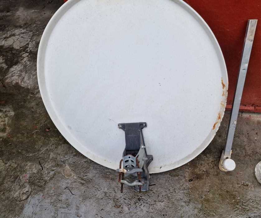 Vand antena parabolica, 120 lei. negociabil