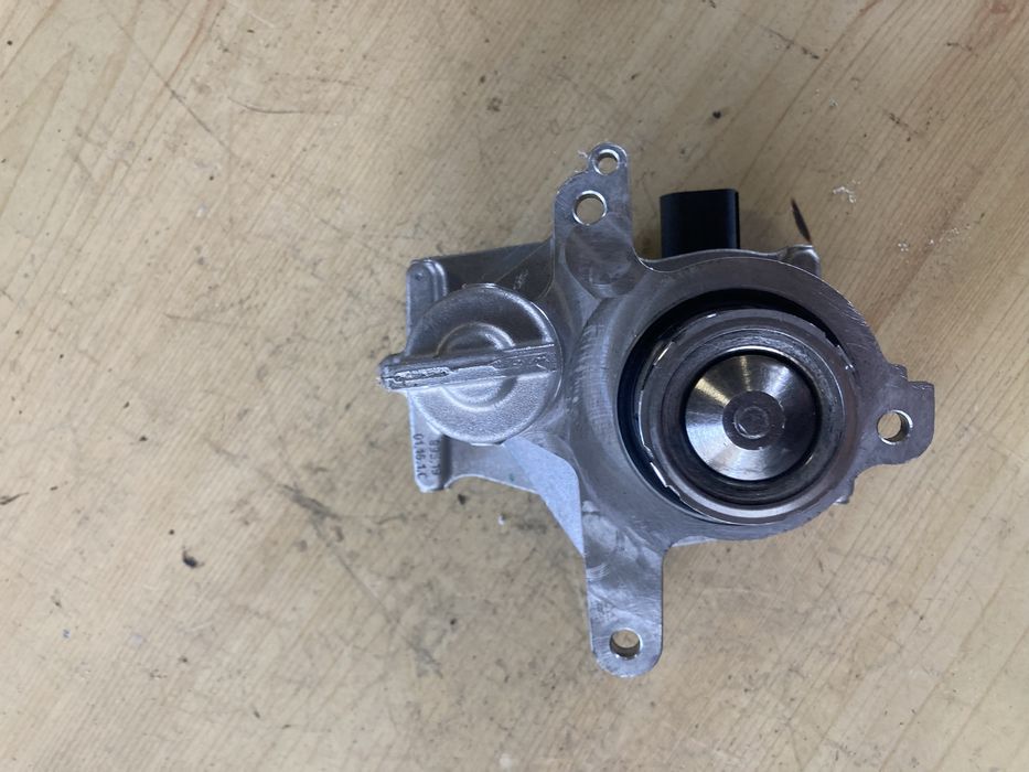 Audi A6 C8 2.0tdi 204 кс EGR ЕГР Клапан