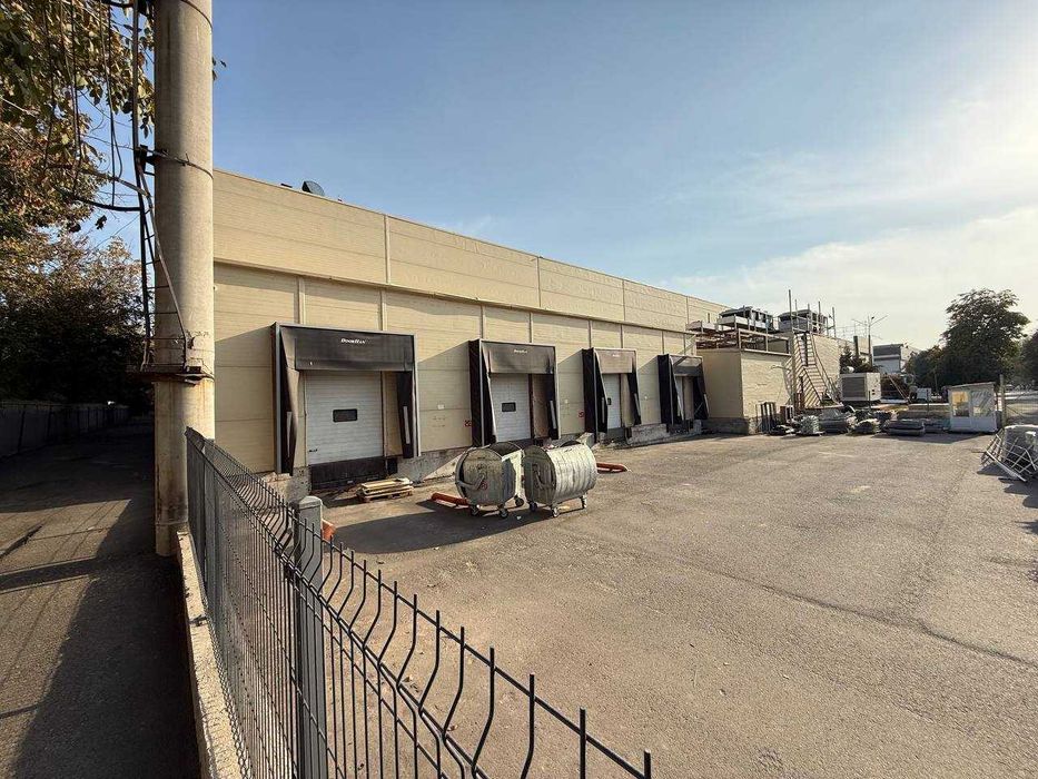 СРОЧНО! Крупное коммерческое помещение