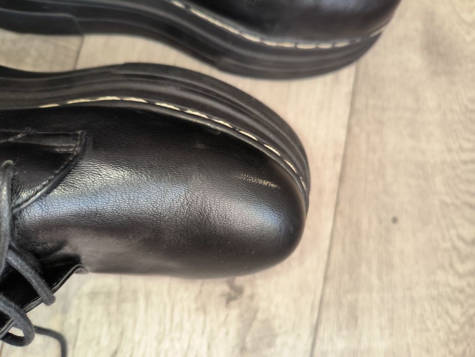 Продаётся женская осенняя обувь.