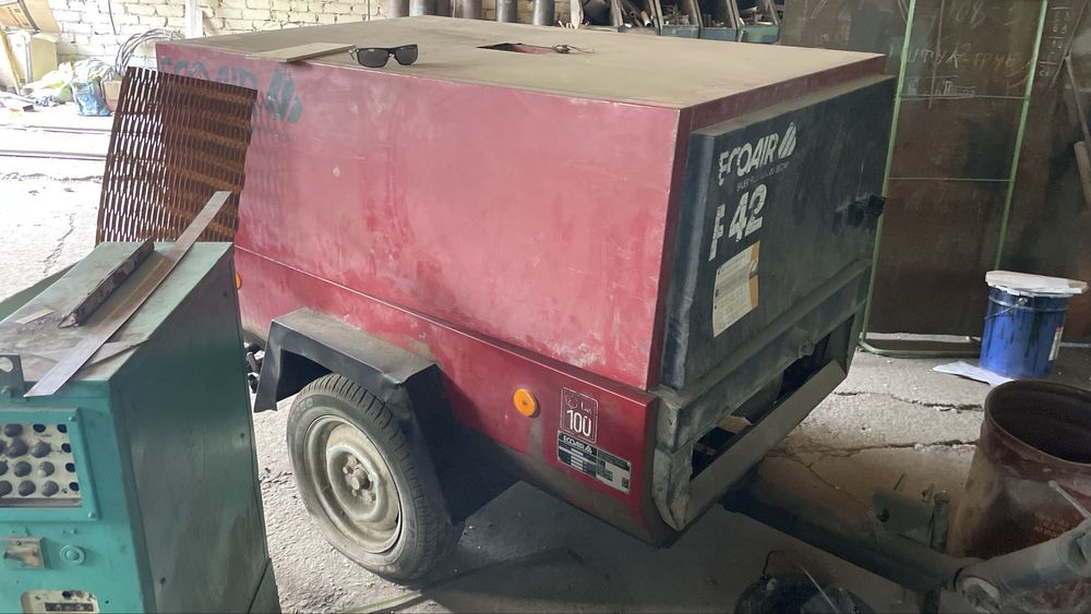 Продам компрессор дизельный передвижной немецкий