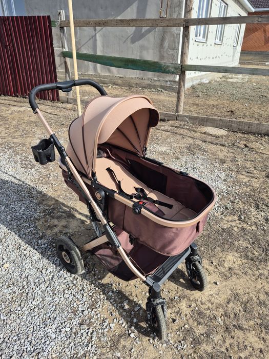 Зимний комбинезон и коляска