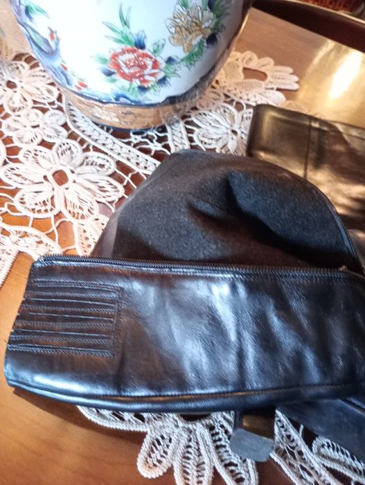 Cisme din piele  naturala mărimea 36.