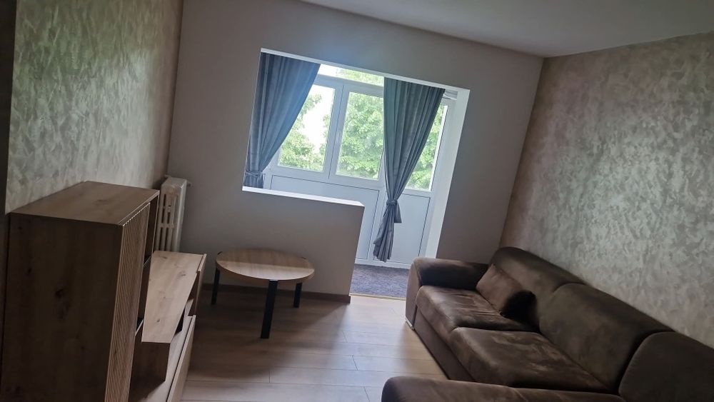 Închiriez apartament 2 camere zona Narcisa