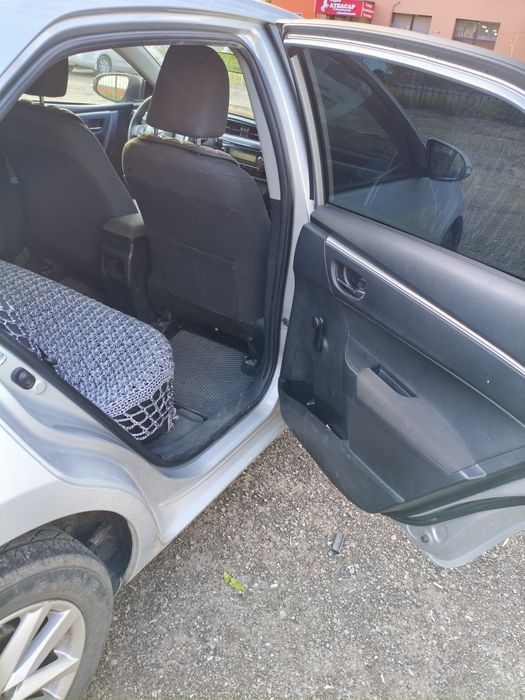 Продам автомашину Тойота