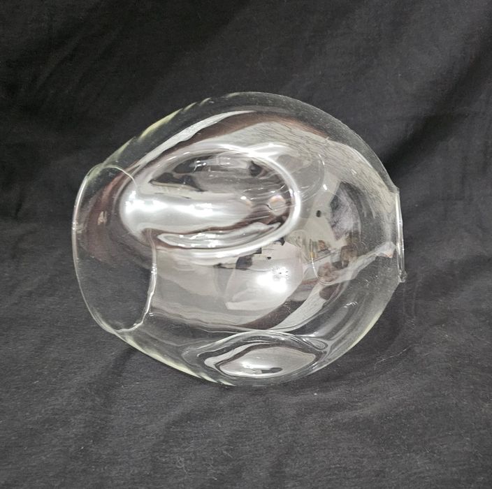 Плафоны для люстры и люстру.